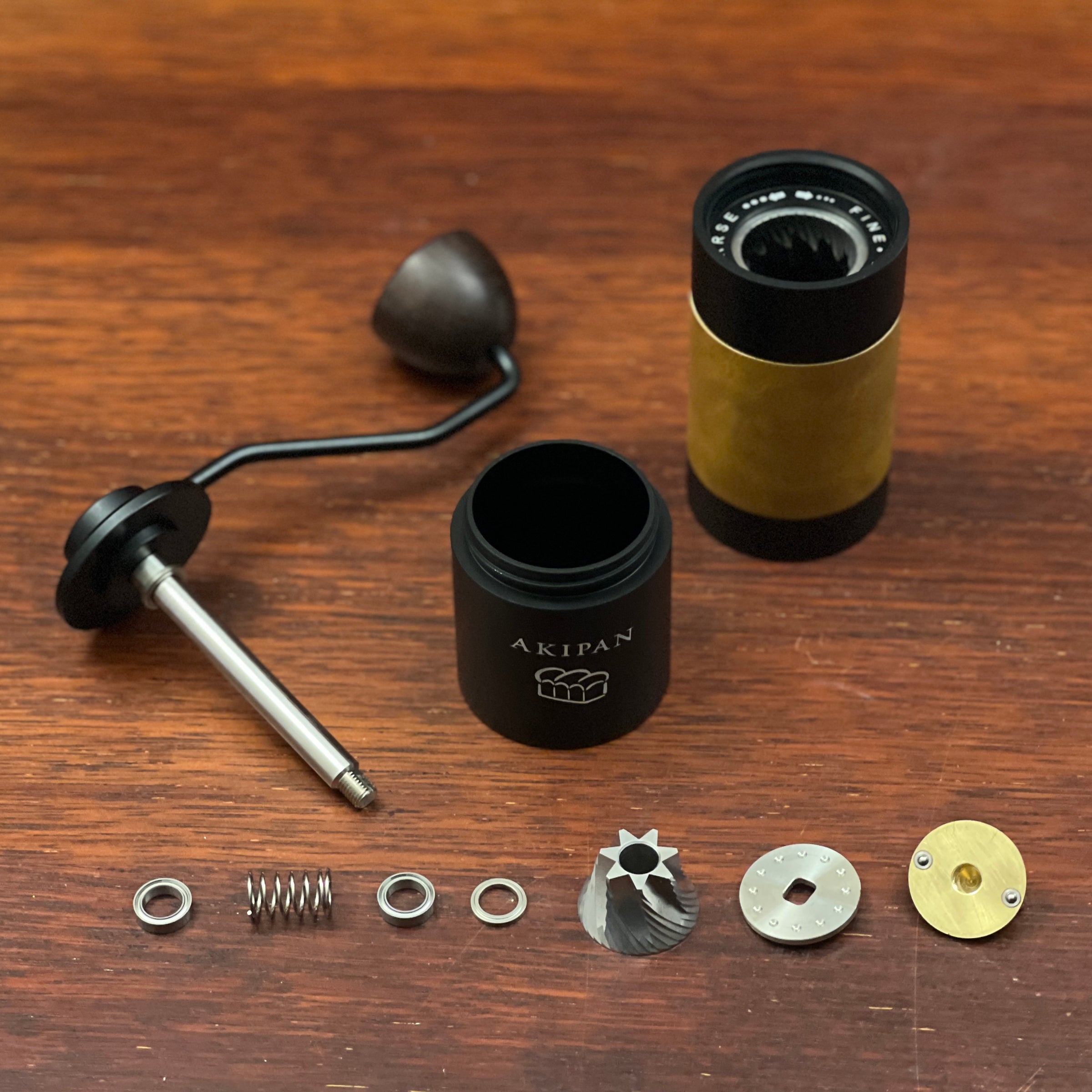 AKIPAN KUROMAME Grinder | AKIPAN - Premium Japanese Shokupan